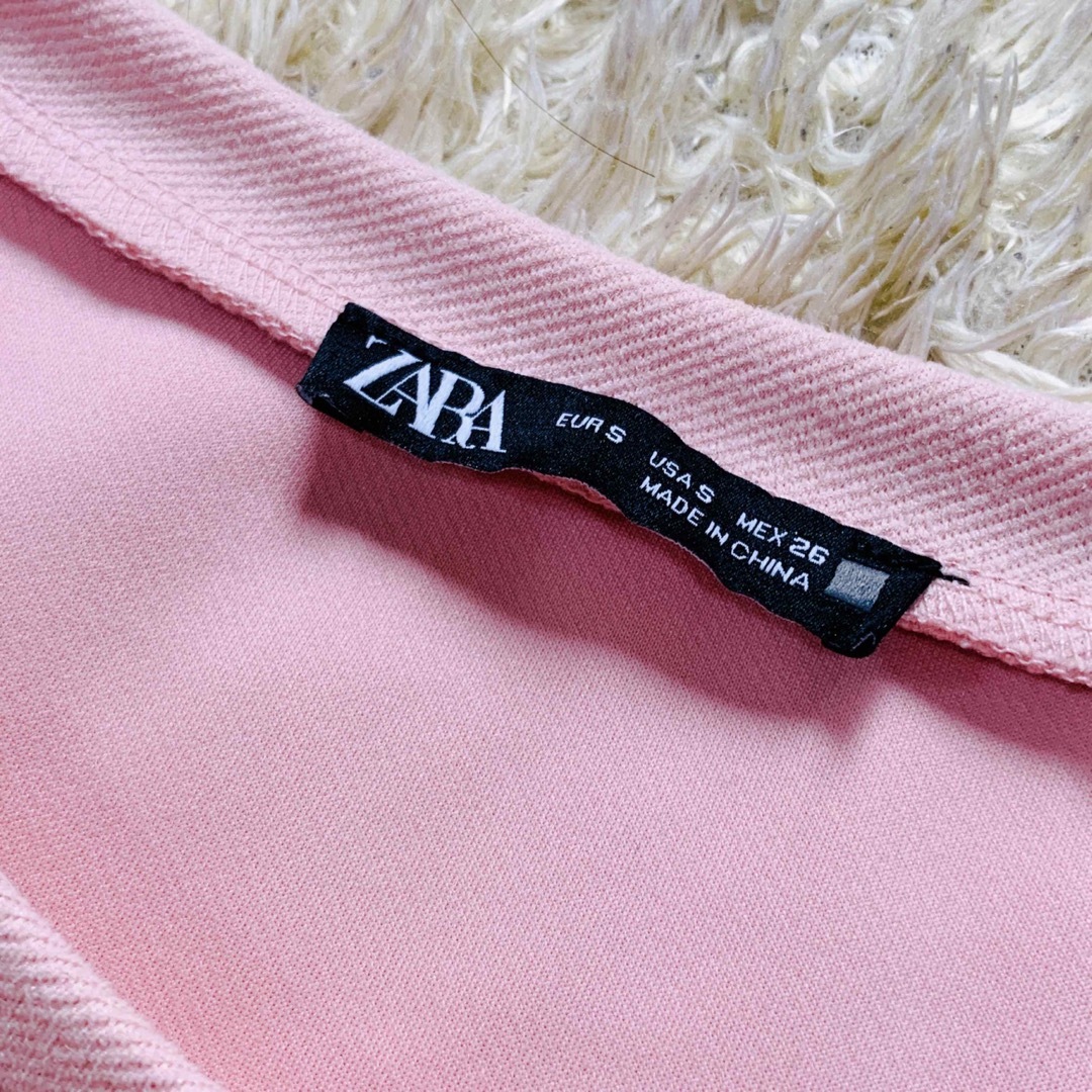 ZARA 【極美品】ZARA フェイクスェード ワンピース 金ボタン 上品 ピンクの通販 by にわちゃん ZARA フェイクスェード ワンピース 金ボタン 上品 ピンク