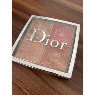 ディオール(Dior)のディオール バックステージ フェイス グロウ パレット カラー　004(フェイスカラー)