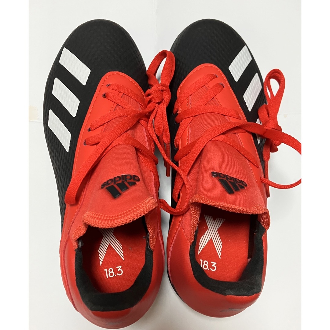 adidas(アディダス)のアディダス20センチ スポーツ/アウトドアのサッカー/フットサル(シューズ)の商品写真