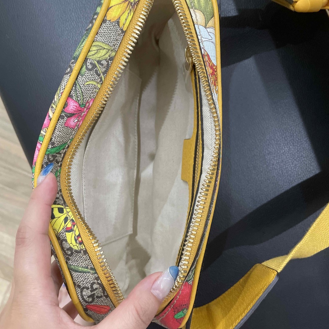 Gucci(グッチ)のGUCCI フローラ　ウエストバッグショルダー新品 レディースのバッグ(ショルダーバッグ)の商品写真