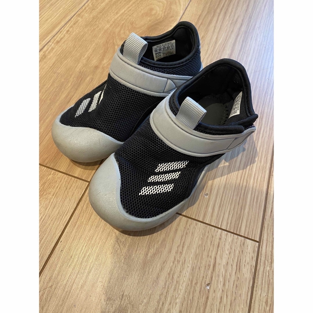 adidas(アディダス)のadidas サンダル　キッズ　16センチ キッズ/ベビー/マタニティのキッズ靴/シューズ(15cm~)(サンダル)の商品写真