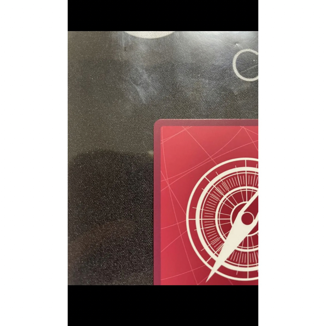 ONE PIECE(ワンピース)のトラファルガー・ロー　リーダー　パラレル　ワンピースカード　ローダー付き エンタメ/ホビーのトレーディングカード(シングルカード)の商品写真