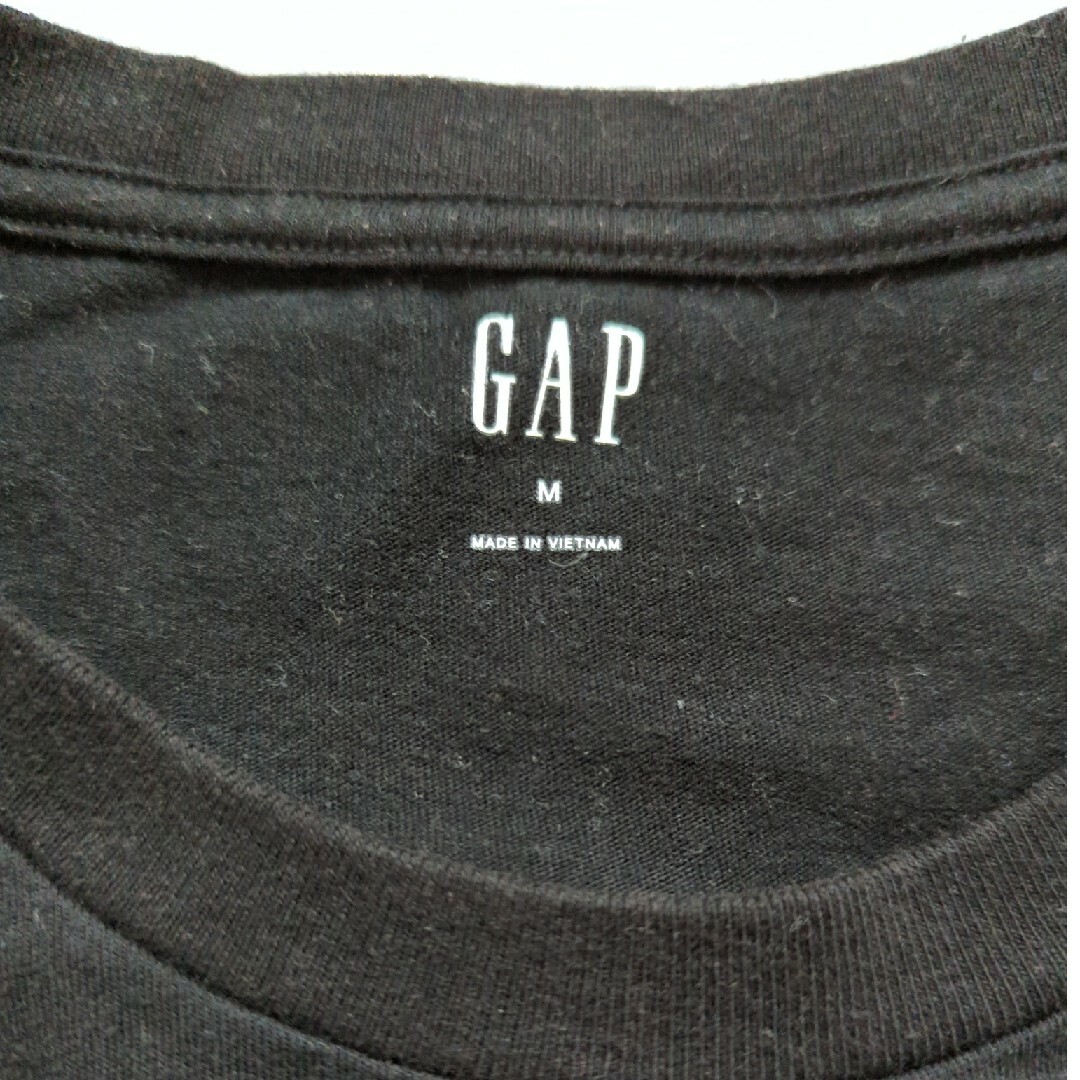GAP Ｔシャツ黒 メンズのトップス(Tシャツ/カットソー(半袖/袖なし))の商品写真