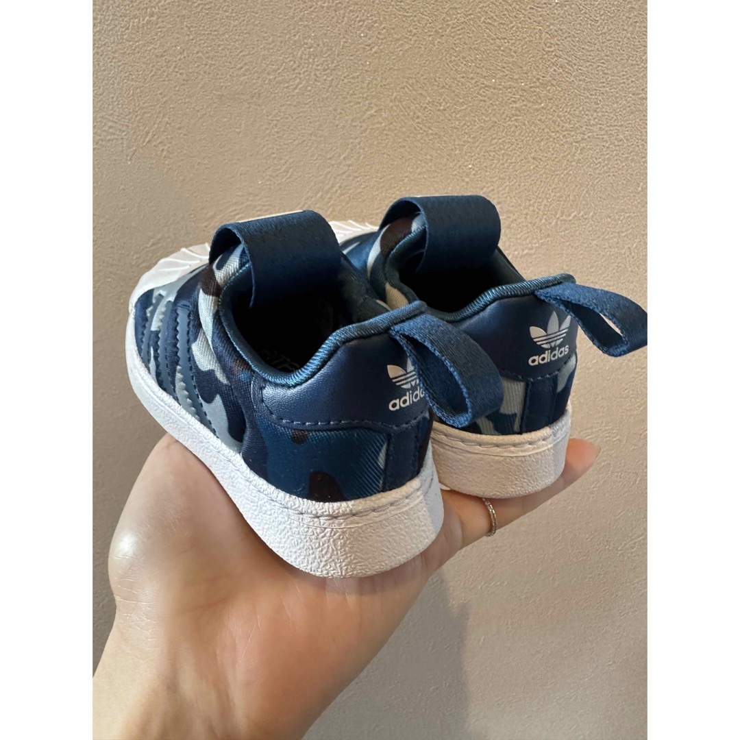 adidas(アディダス)のadidas 子供靴 スニーカー 12cm キッズ/ベビー/マタニティのベビー靴/シューズ(~14cm)(スニーカー)の商品写真