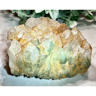 0.69g☆母岩付き逸見石☆布賀鉱山☆ 国産鉱物 原石-