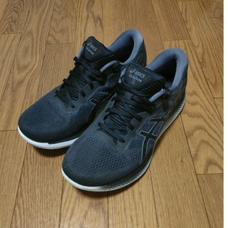 アシックス(asics)のASICS GlideRide 27.5cm 中古美品(シューズ)