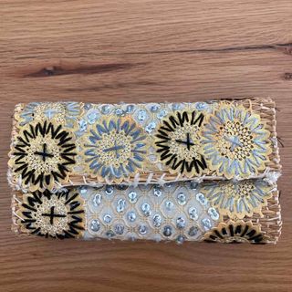 アーバンリサーチ(URBAN RESEARCH)のJUJUBE クラッチバッグ カゴバック 花柄 スパンコール バンブー 刺繍(クラッチバッグ)