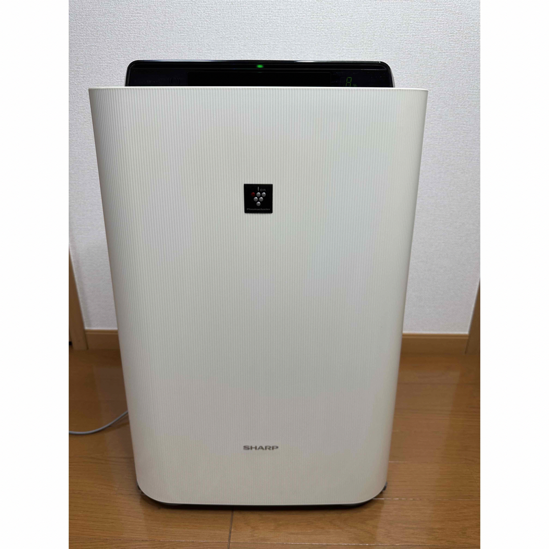 加湿空気清浄機　SHARP KC-E70-W WHITE 中古 | フリマアプリ ラクマ