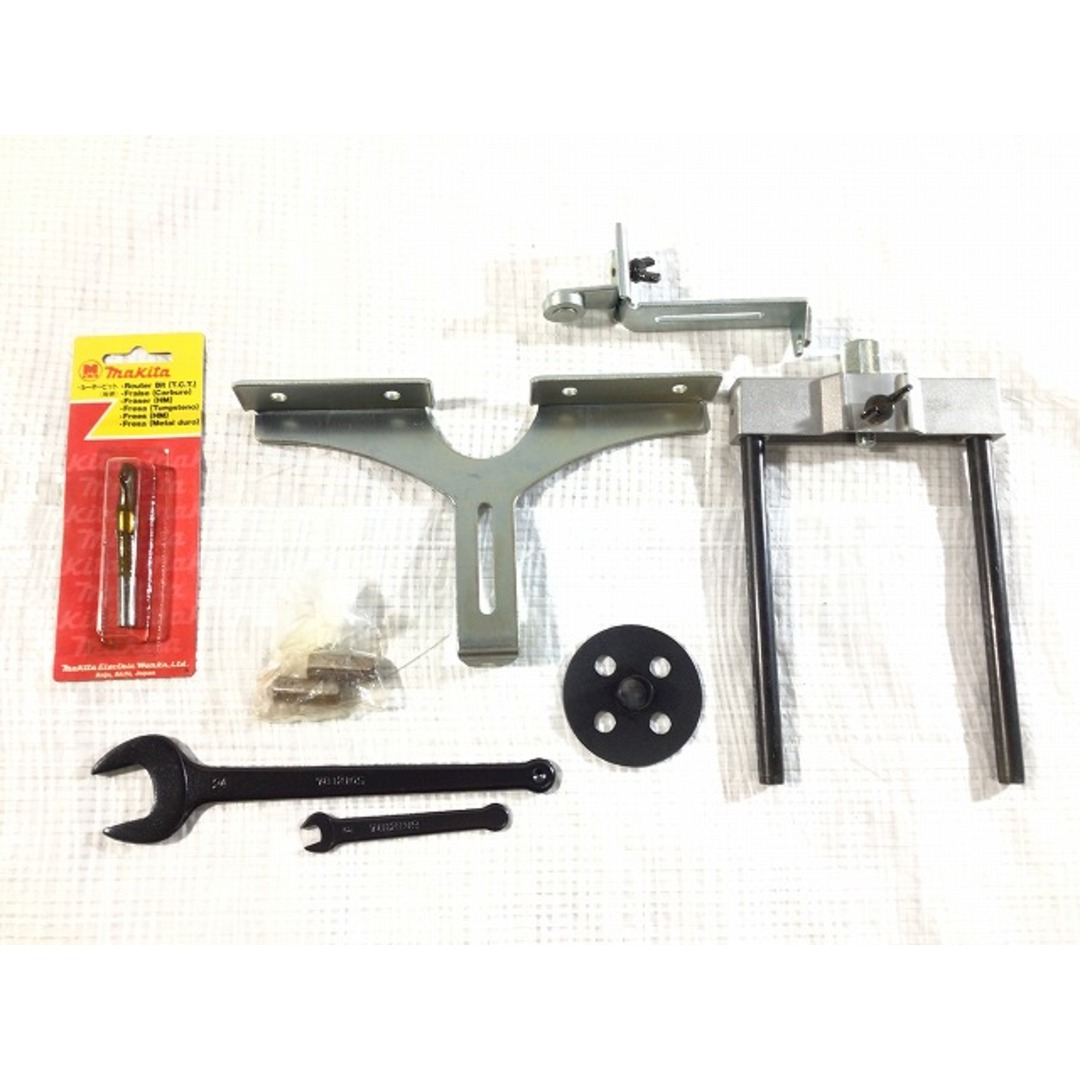 Makita - ☆中古品☆makita マキタ 100V 12mm ルーター 3600NBR Makita - ☆中古品☆makita マキタ 100V 12mm ルーター 3600NBR