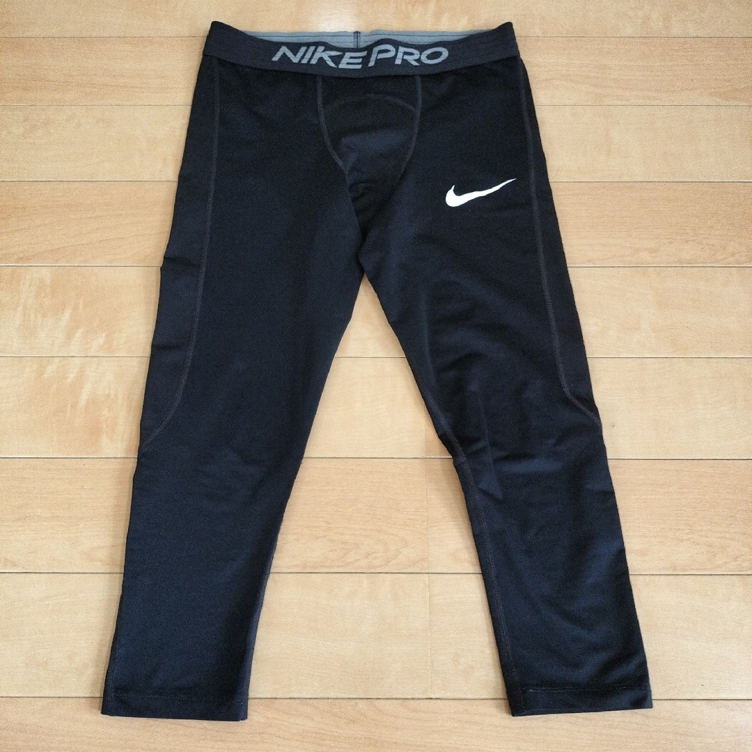 NIKE(ナイキ)のNIKE PRO compression 3/4 tights スポーツ/アウトドアのランニング(ウェア)の商品写真