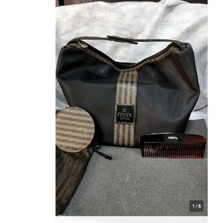 フェンディ(FENDI)のフェンディ バニティ ポーチ ナイロン ×レザー ペカン柄 鏡 櫛　巾着袋付き(トートバッグ)