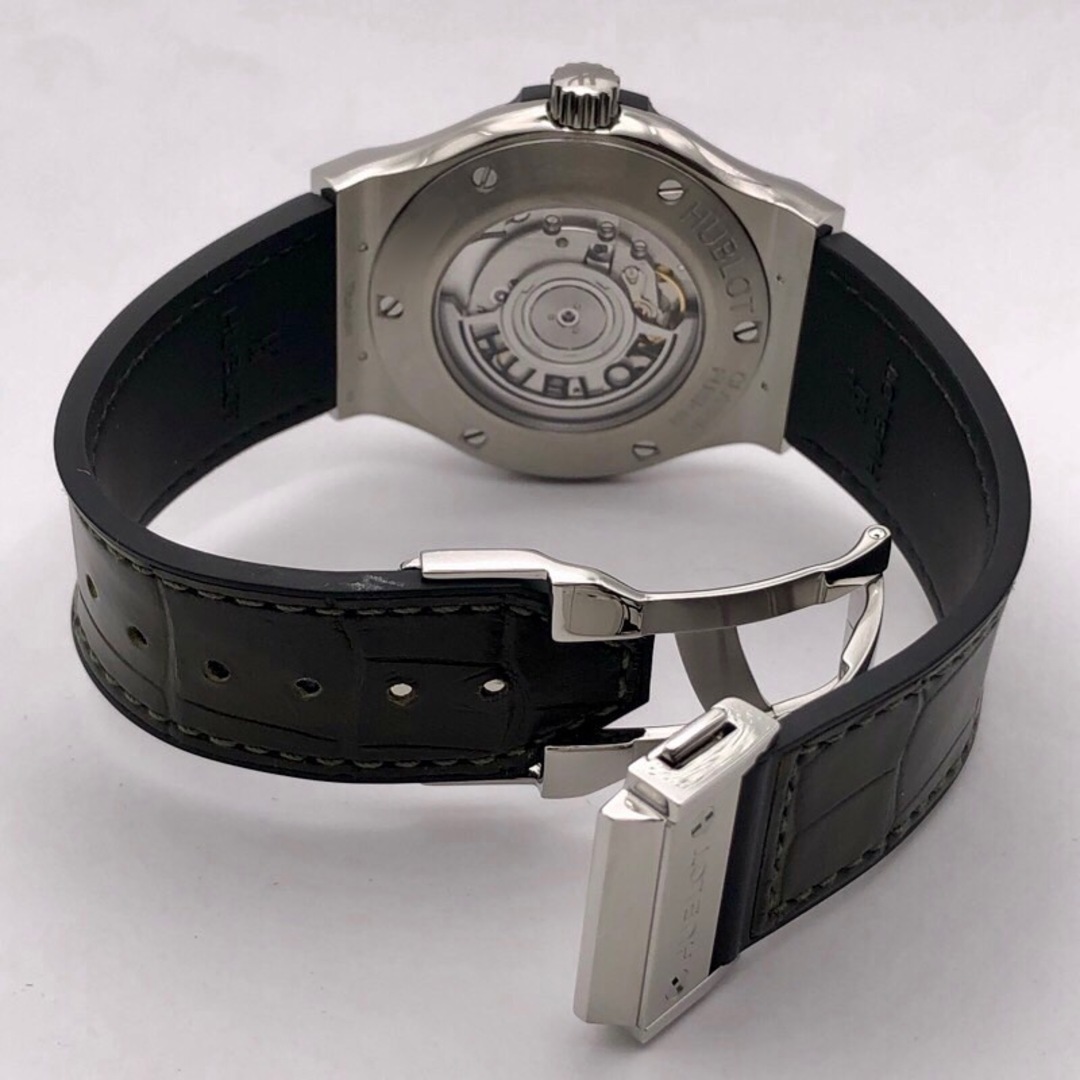 ウブロ HUBLOT クラシックフュージョン　チタニウム　グリーン 542.NX.8970.LR  チタン 自動巻き メンズ 腕時計