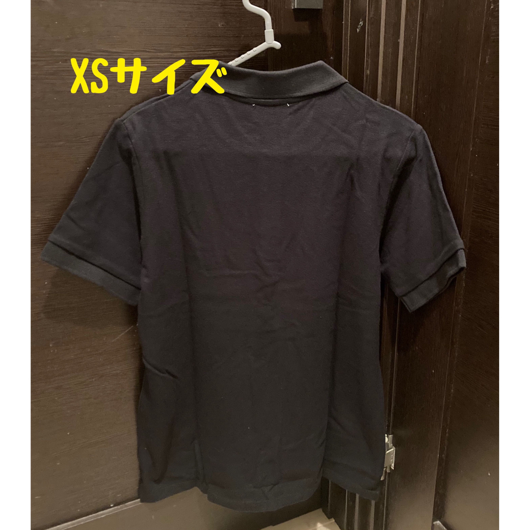 MAISON KITSUNE'(メゾンキツネ)の新品　メゾンキツネ   ポロシャツ　XSサイズ　ブラック　男女兼用　黒 メンズのトップス(ポロシャツ)の商品写真