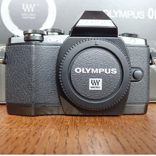 オリンパス(OLYMPUS)の【azrs様専用】OM-D E-M10 EZダブルズーム(ミラーレス一眼)