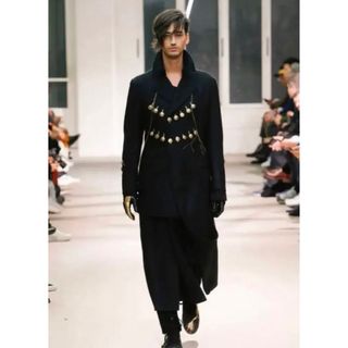 ヨウジヤマモトプールオム(Yohji Yamamoto POUR HOMME)のYohji Yamamoto 2019aw 金ボタン(モッズコート)