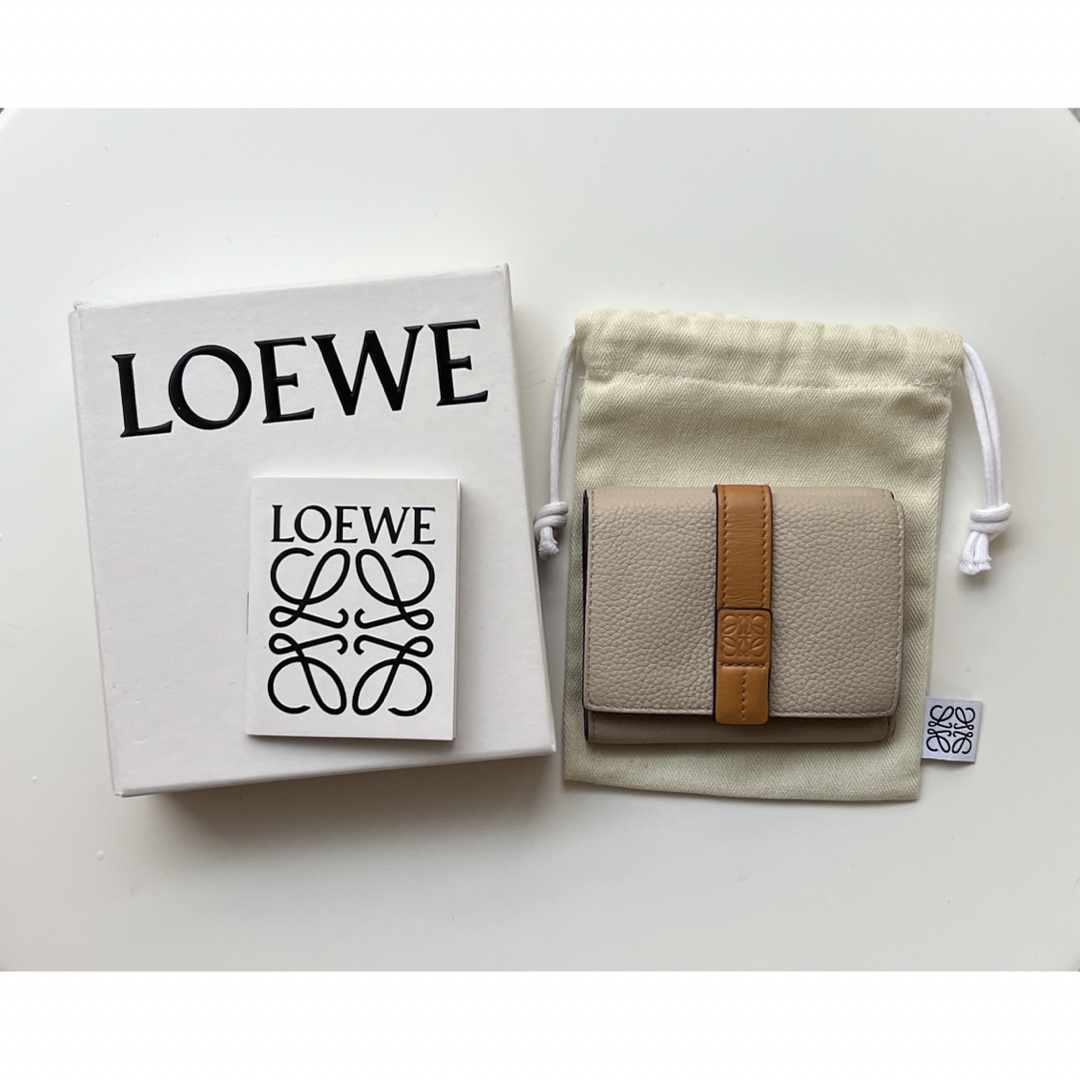 アウトレット最安価格 LOEWE ロエベ 三つ折り 財布 トライフォールド