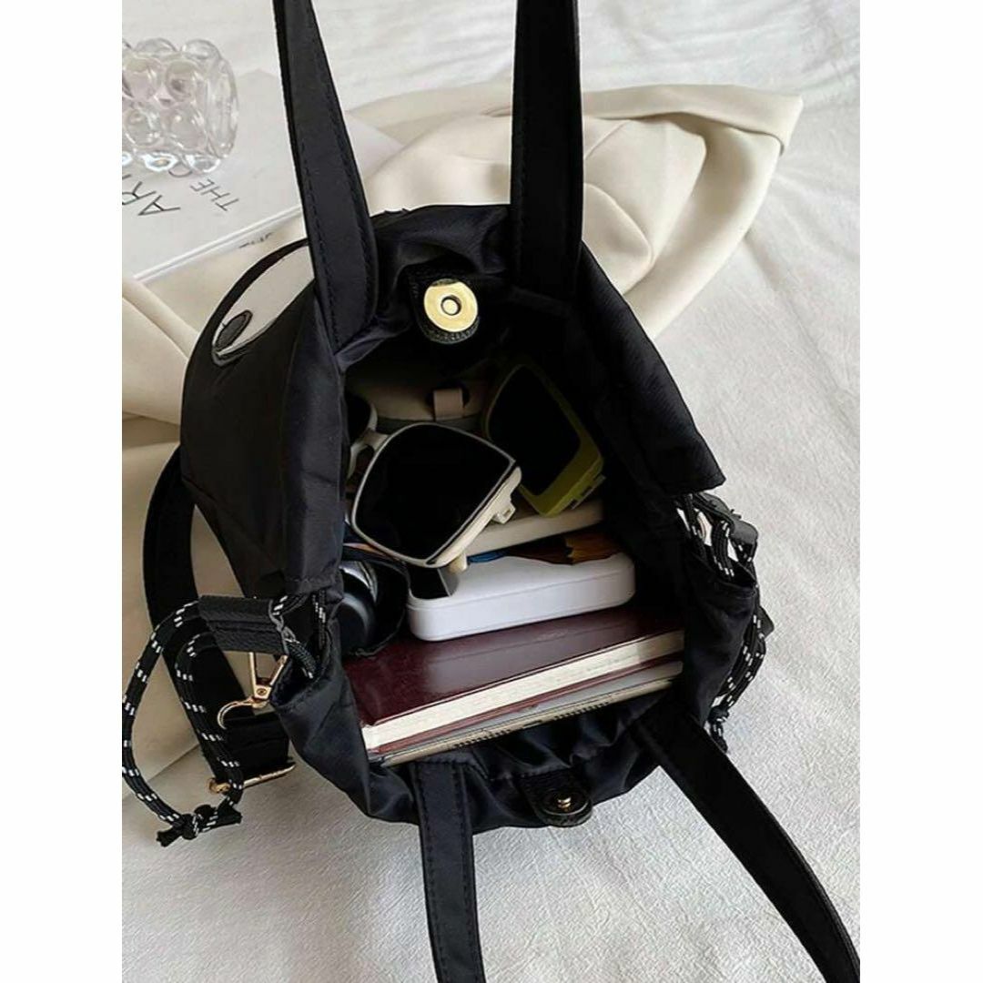 アイズショルダーバッグ 2way 巾着 ハンドバック 肩掛け 韓国 ブラック レディースのバッグ(ショルダーバッグ)の商品写真