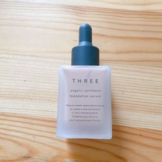 スリー(THREE)のTHREE アンジェリックシンセシスファンデーションセラム 202(ファンデーション)