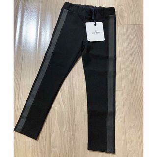 MONCLER - 新品タグ付きmoncler♡サイドロゴ レギンスの通販|ラクマ