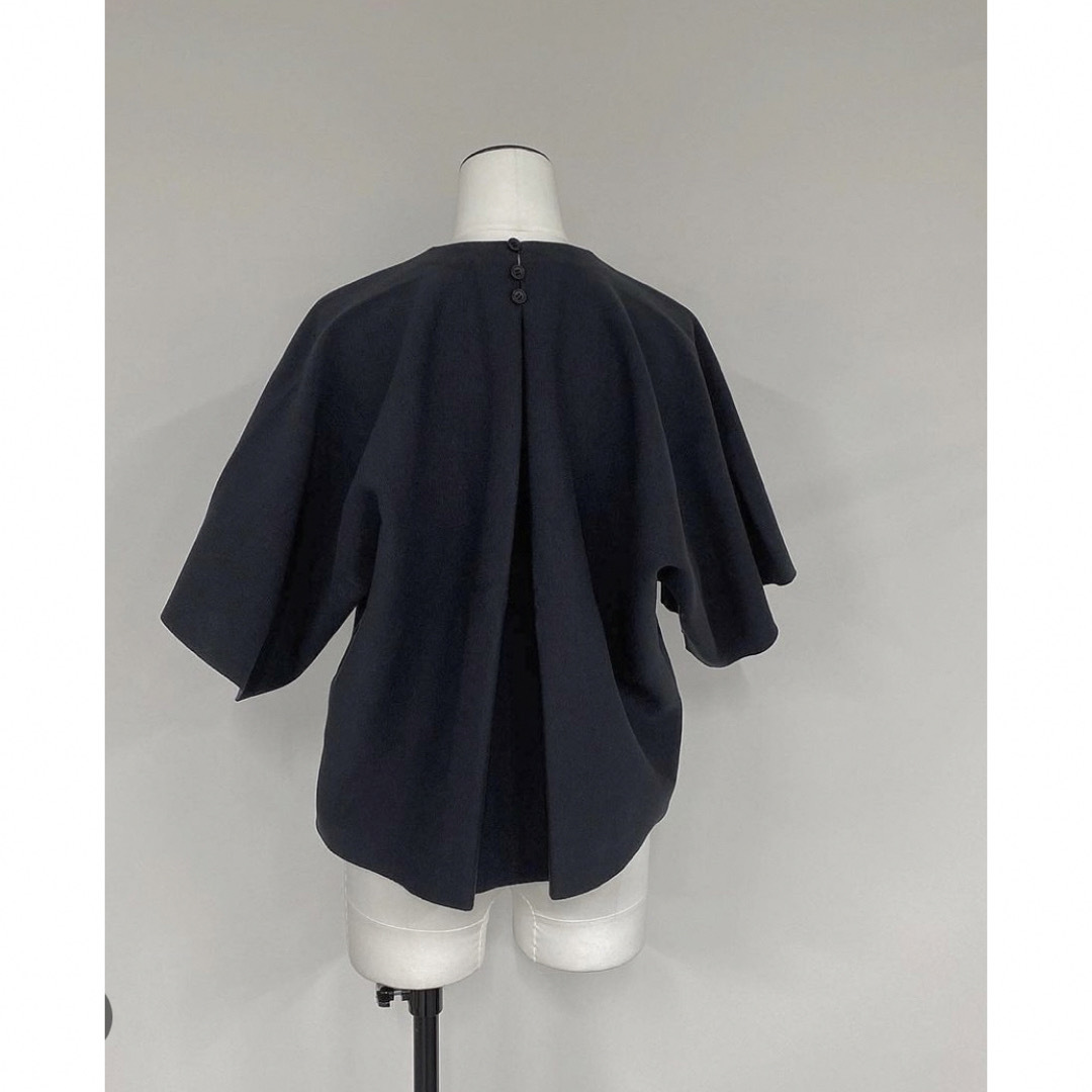 新品 lohen ミラノリブクロップドニットの通販 by miki's shop|ラクマ