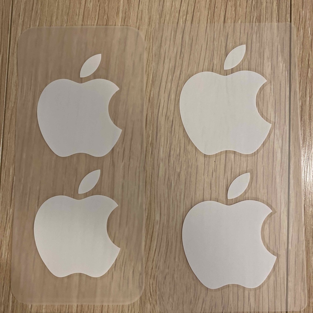 iPhone(アイフォーン)のAppleシール×2 と　simピン×2セット エンタメ/ホビーのコレクション(ノベルティグッズ)の商品写真