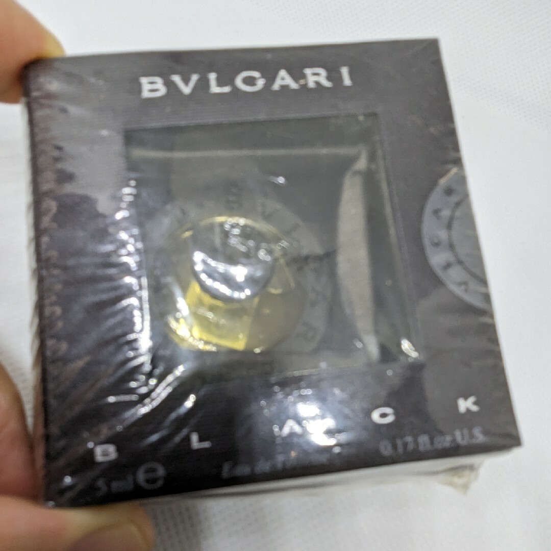 BVLGARI(ブルガリ)の香水　BVLGARI ブルガリ   ブラック    オードトワレ 5ml コスメ/美容の香水(香水(男性用))の商品写真