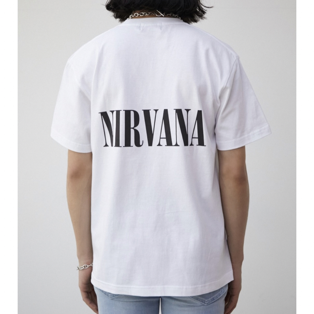 AZUL by moussy(アズールバイマウジー)のNIRVANA Tシャツ　カードコバーン　AZUL 別注　ニルバーナ　新品　白 メンズのトップス(Tシャツ/カットソー(半袖/袖なし))の商品写真