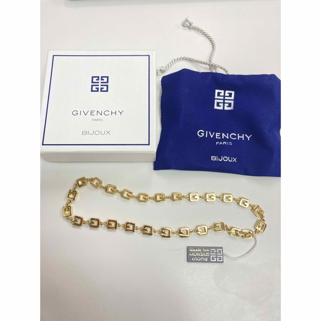 GIVENCHY(ジバンシィ)のジバンシィ　ゴールドチェーン　ネックレス　アクセサリー レディースのアクセサリー(ネックレス)の商品写真