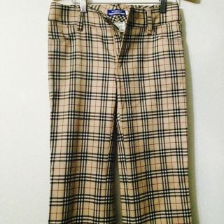 バーバリー(BURBERRY)の【未使用BURBERRY BLUE LABEL】カジュアルパンツ(カジュアルパンツ)