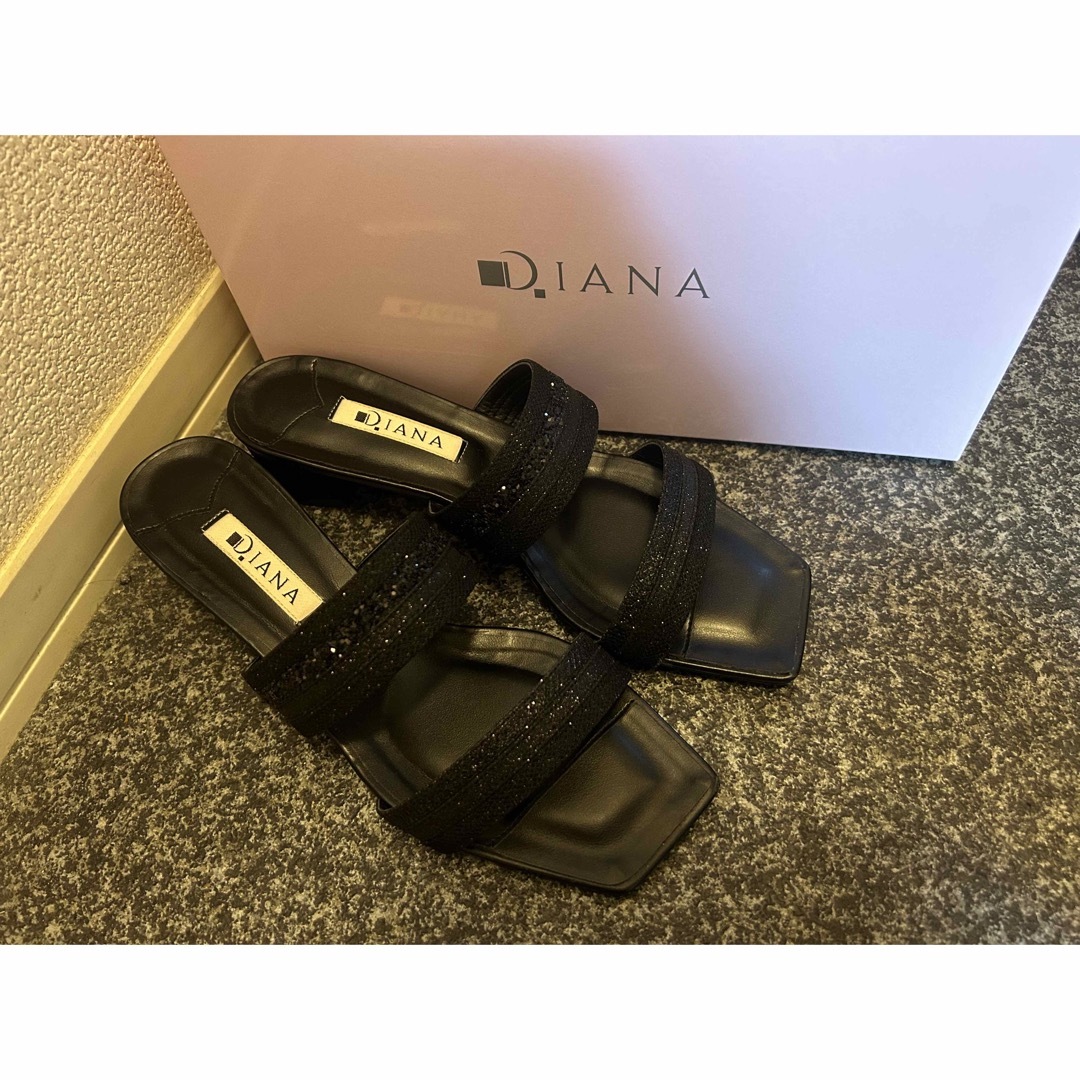 美品　DIANA キラキラサンダル　 23.5センチ　黒