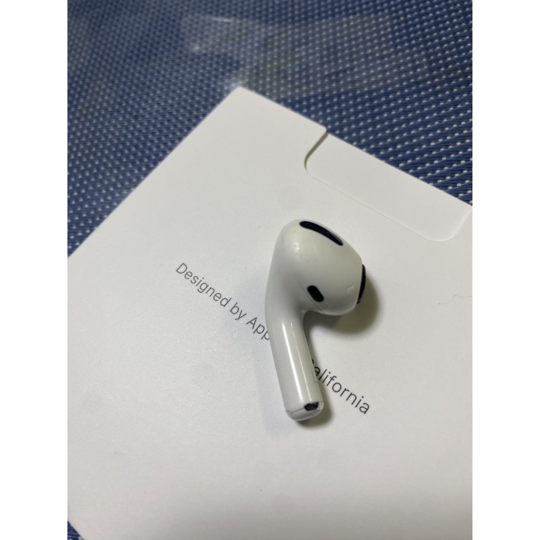 Apple AirPods Pro MWP22J/A アップル スマホ/家電/カメラのオーディオ機器(ヘッドフォン/イヤフォン)の商品写真