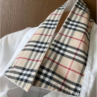 品質一番の Burberrys バーバリーズ 七分袖繊細草花柄プリントブラウス