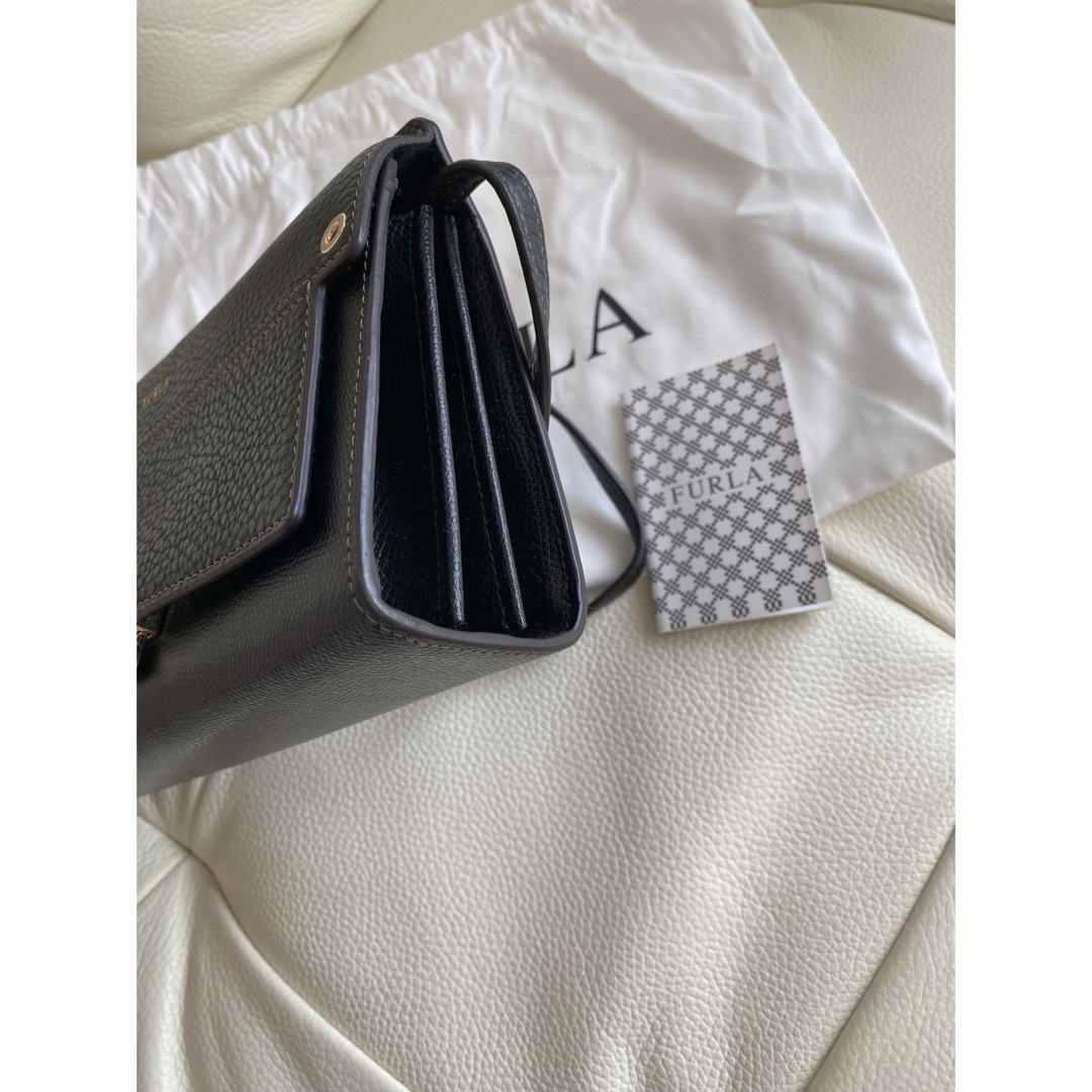 Furla(フルラ)のFURLA フルラ　ショルダー　マルチウォレット レディースのバッグ(ショルダーバッグ)の商品写真