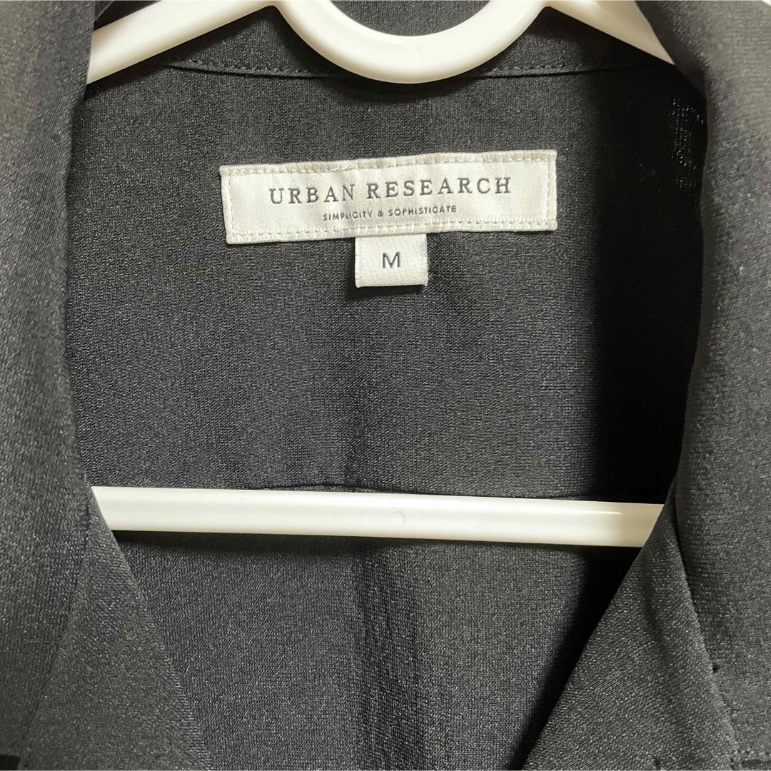 URBAN RESEARCH(アーバンリサーチ)の【美品】アーバンリサーチ　ドライメランジシャツ　ブラック　M メンズのトップス(シャツ)の商品写真