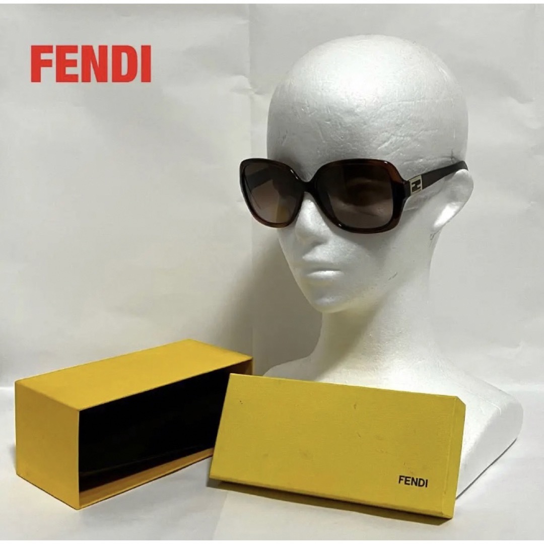 FENDI - 【希少】FENDI フェンディ サングラス バタフライ ズッカ柄