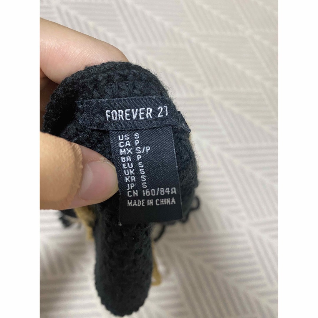 FOREVER 21(フォーエバートゥエンティーワン)のニットキャミ レディースのトップス(キャミソール)の商品写真