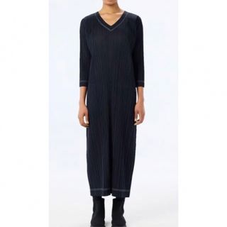 プリーツプリーズイッセイミヤケ(PLEATS PLEASE ISSEY MIYAKE)のちい様専用です。プリーツプリーズ　デニム　ロングワンピース(ロングワンピース/マキシワンピース)