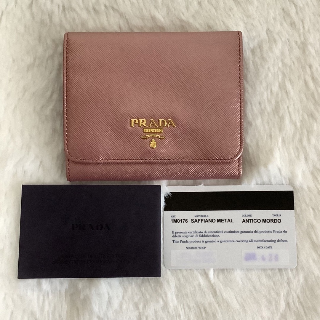 PRADA 1M0176 SAFFIANO　極美品