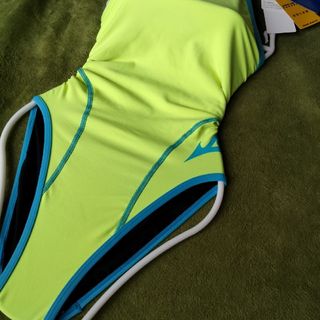 MIZUNO 新品未使用　迷彩　練習用水着