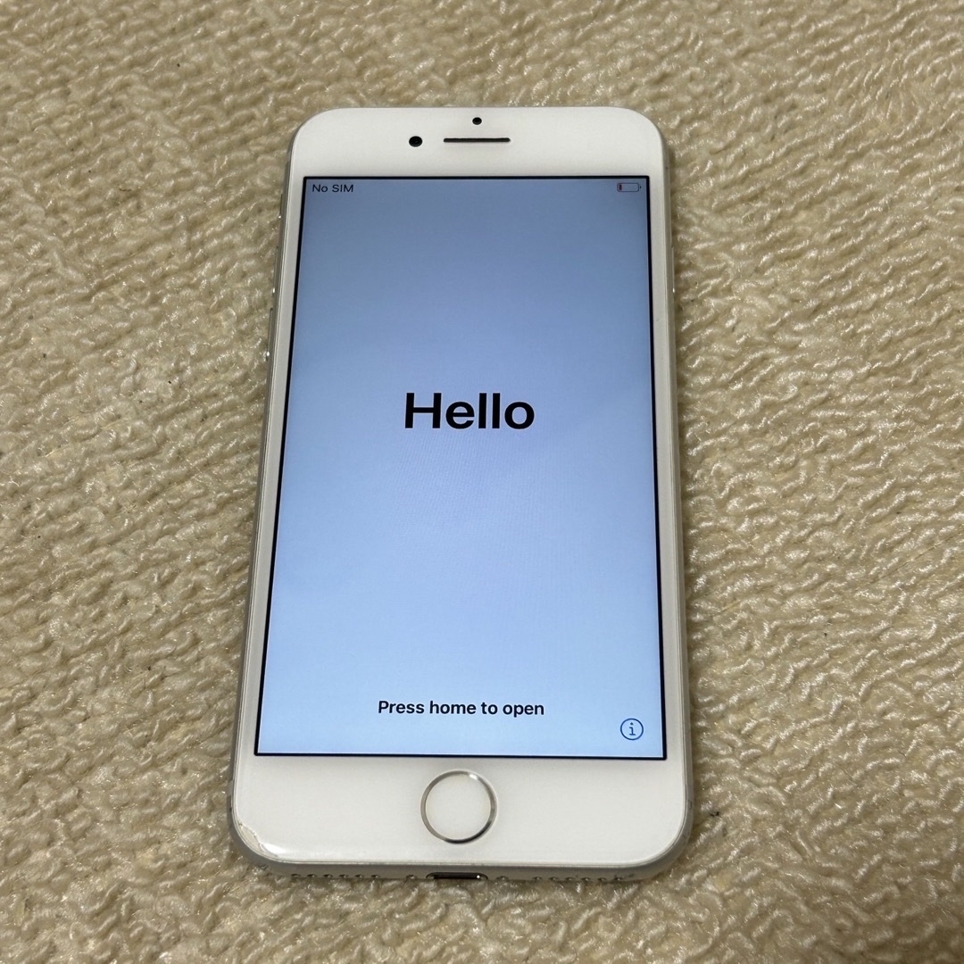 Apple(アップル)のiPhone 7 128GB ドコモ スマホ/家電/カメラのスマートフォン/携帯電話(スマートフォン本体)の商品写真