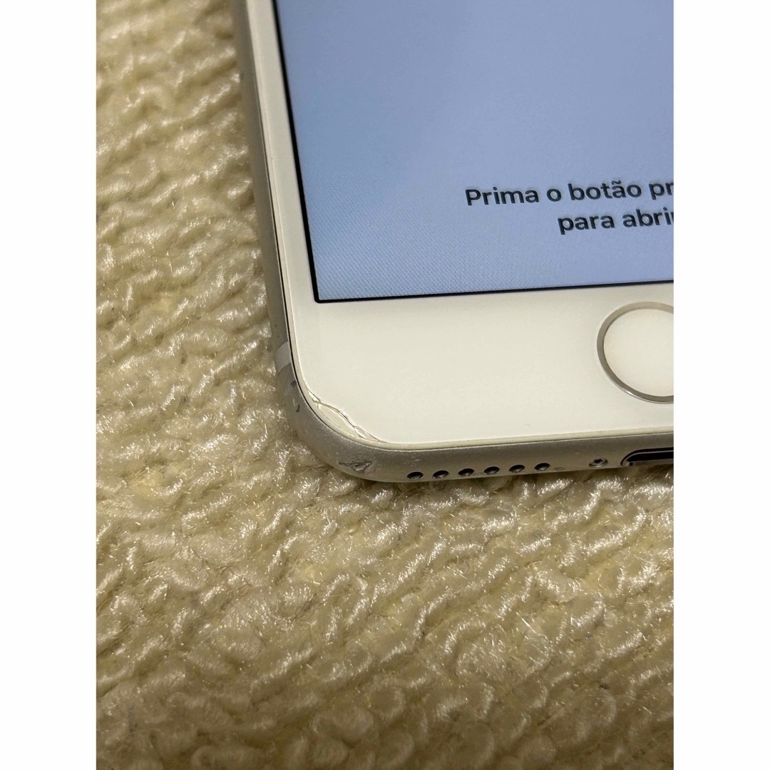 Apple(アップル)のiPhone 7 128GB ドコモ スマホ/家電/カメラのスマートフォン/携帯電話(スマートフォン本体)の商品写真