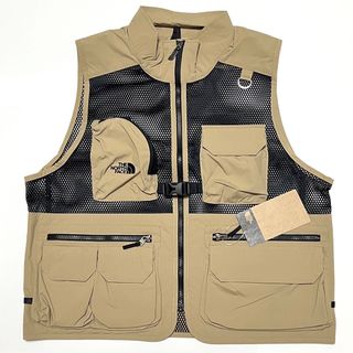 ザノースフェイス(THE NORTH FACE)のL ノースフェイス 新品 メッシュ ベスト キャンプ アウトドア VEST タン(ベスト)