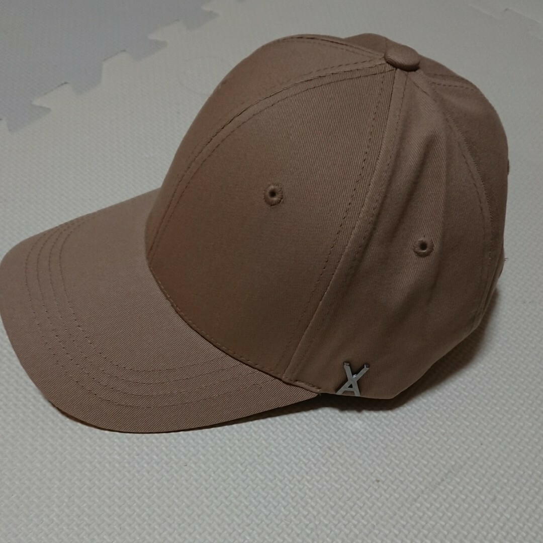 新品タグ付き未使用♡VARZAR 人気色ベージュ563 レディースの帽子(キャップ)の商品写真