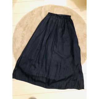 ジーユー(GU)のGU blue skirt(ひざ丈スカート)