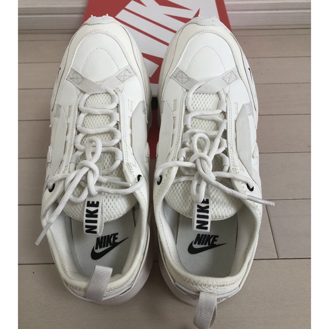 NIKE - 【新品未使用】25.0 ナイキ スニーカー TC 7900 DD9682-100の