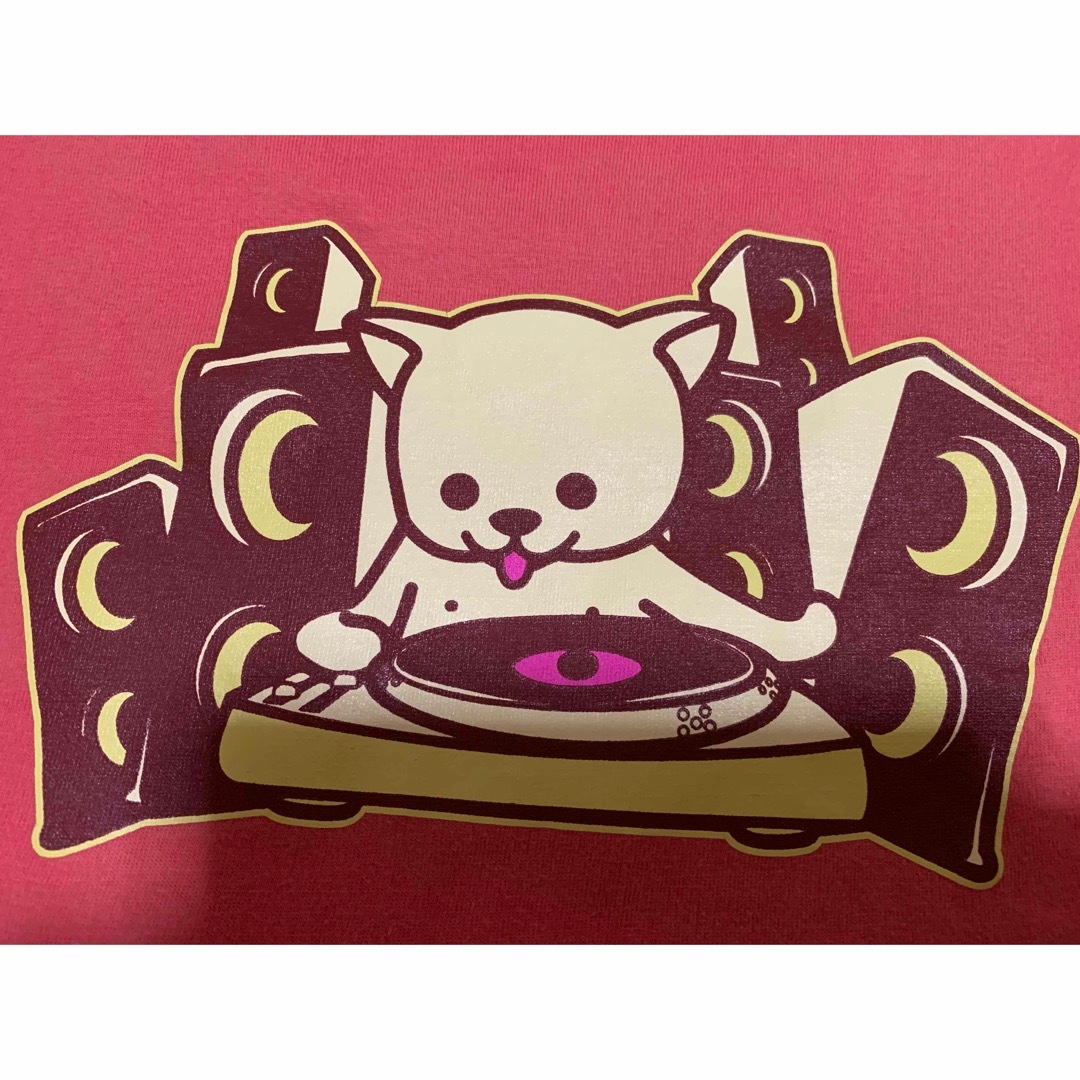 CUNE 猫DJ Tシャツ　オレンジピンク メンズのトップス(Tシャツ/カットソー(半袖/袖なし))の商品写真
