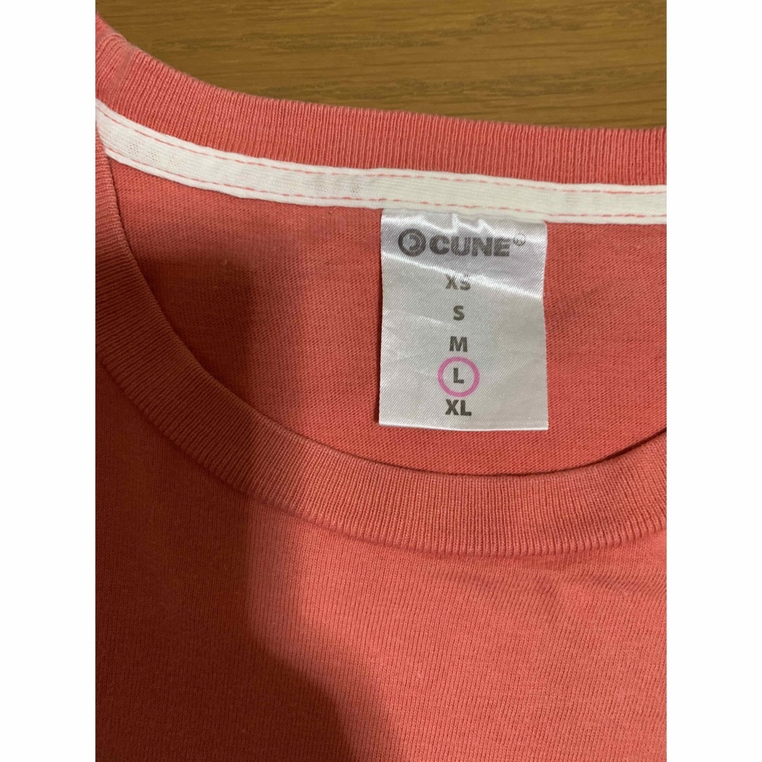CUNE 猫DJ Tシャツ　オレンジピンク メンズのトップス(Tシャツ/カットソー(半袖/袖なし))の商品写真