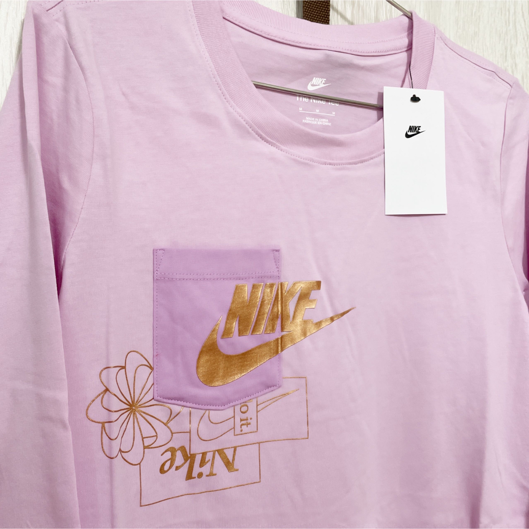 新品★定価4400円★NIKE★レディース★長袖★tシャツ★Sサイズ