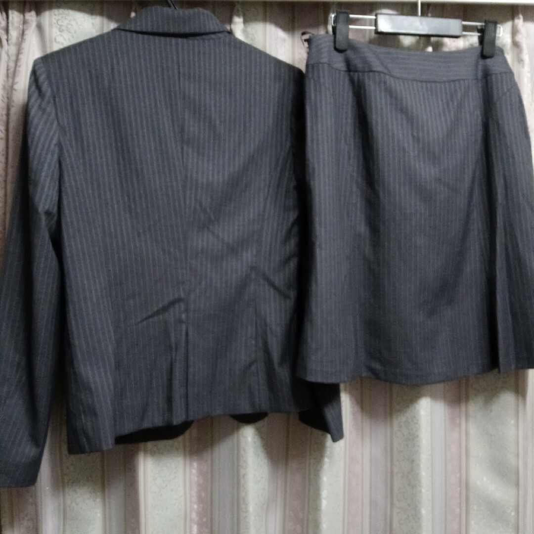 MASAKI MATSUSHIMA(マサキマツシマ)の【MASAKI MATSUSHIMA】スカートスーツ　13AR  　送料無料 レディースのフォーマル/ドレス(スーツ)の商品写真