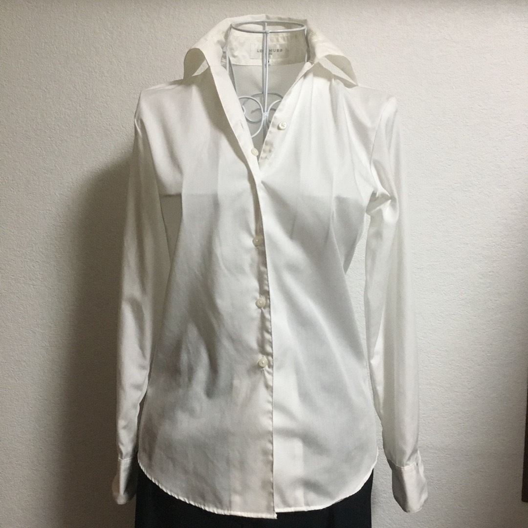白ワイシャツ　ブラウス5号 レディースのトップス(シャツ/ブラウス(長袖/七分))の商品写真